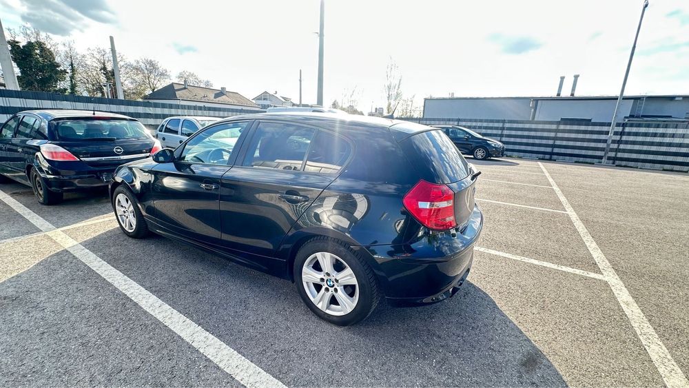 BMW seria 1 E87 116d an 2010 cu 206mii km IMPECABIL
