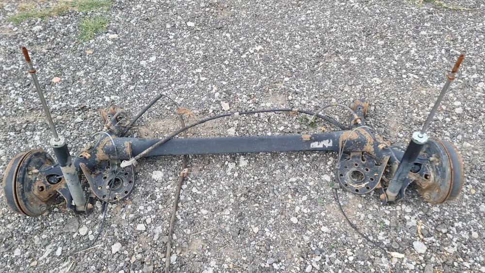 Punte spate toyota yaris 2006-2011