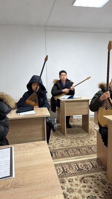 Продам парты отдельные