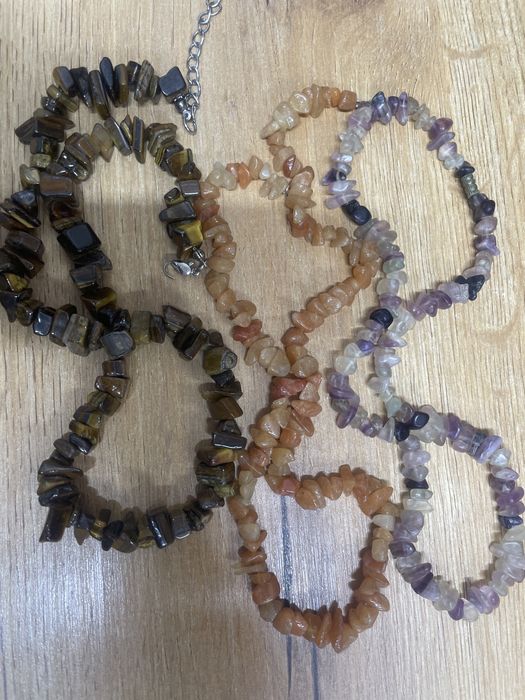 Колье из натуральных камней