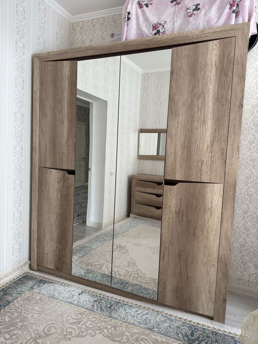 Спальный гарнитур