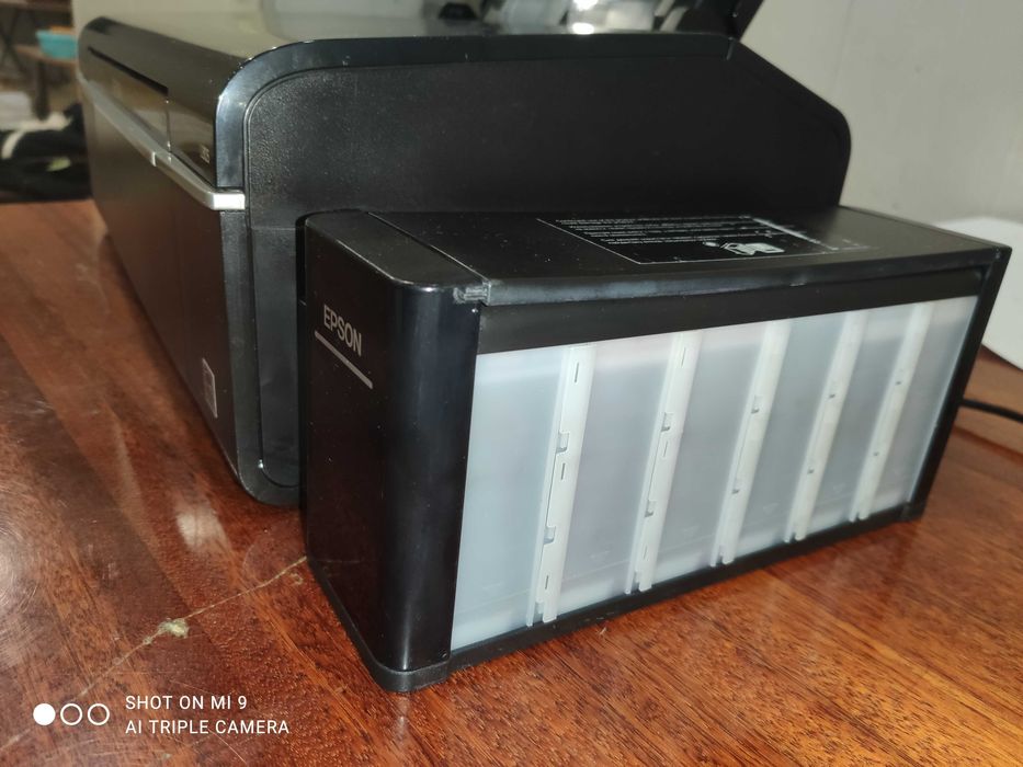 Фотопринтер Epson L805