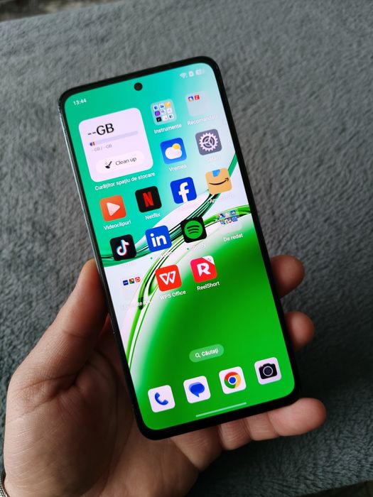 Oppo Reno 12 F / 5 G