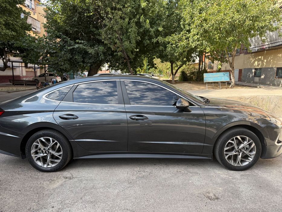 Hyundai Sonata 2.0