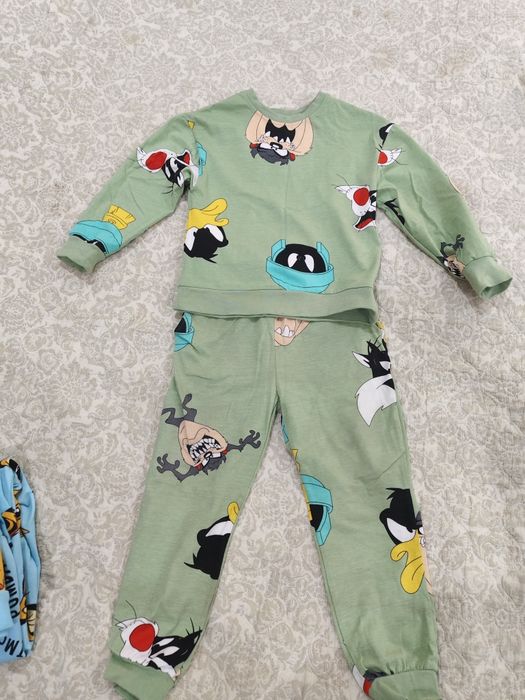 Продам детский костюм
