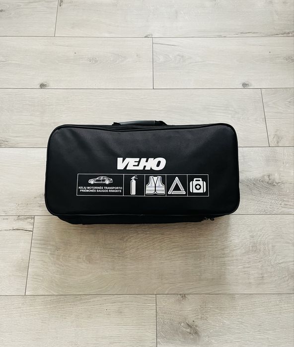 Комплект 2 кг пожарогасител, аптечка, триъгълник и жилетка