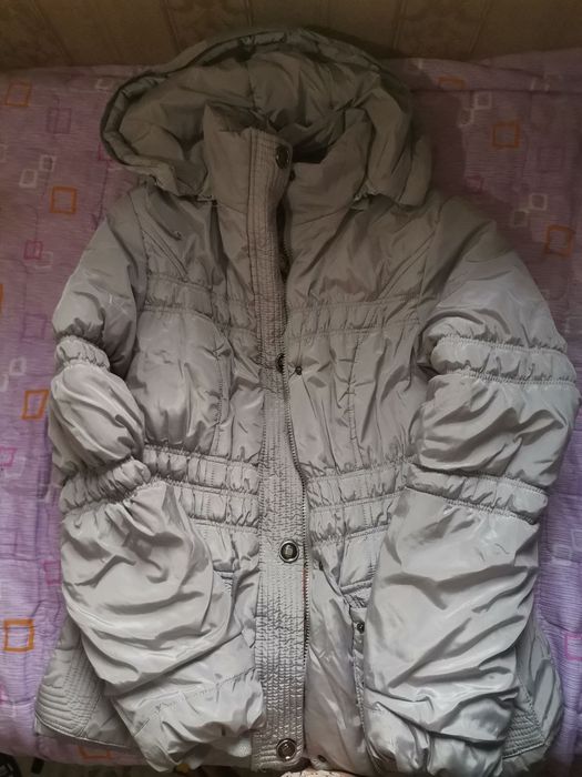 Продаю женские куртки