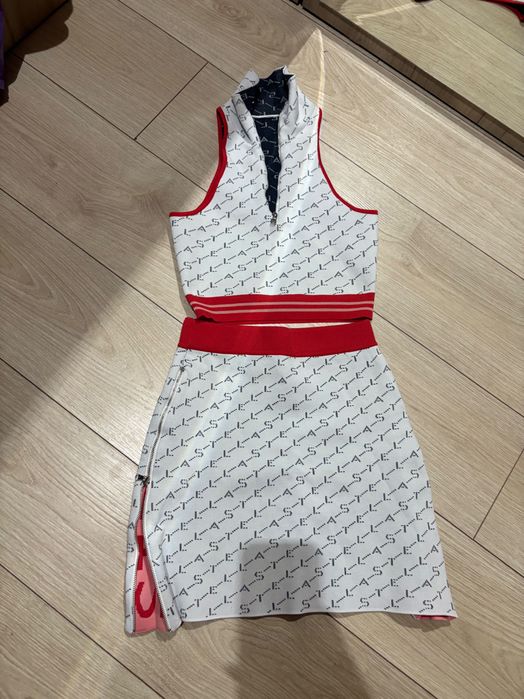 Дамски сет от машинно плетиво