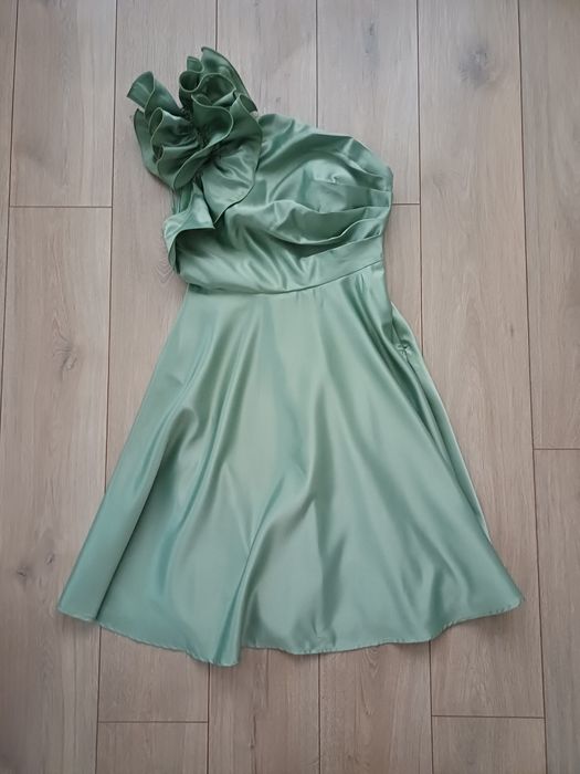 Нова рокля в зелено