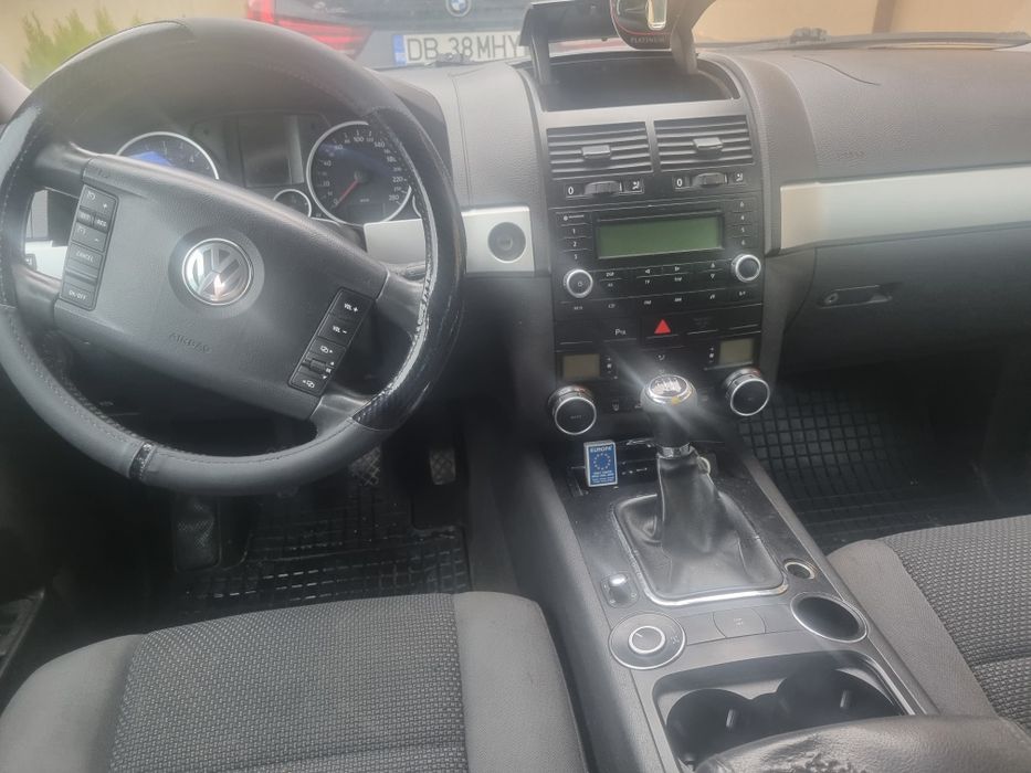 Touareg  2,5l  an  2009manuala