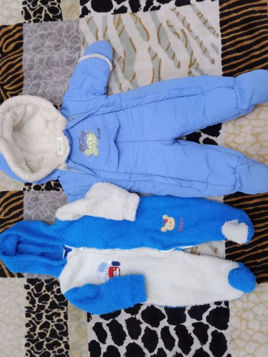 Продам детский зимний комбинезон