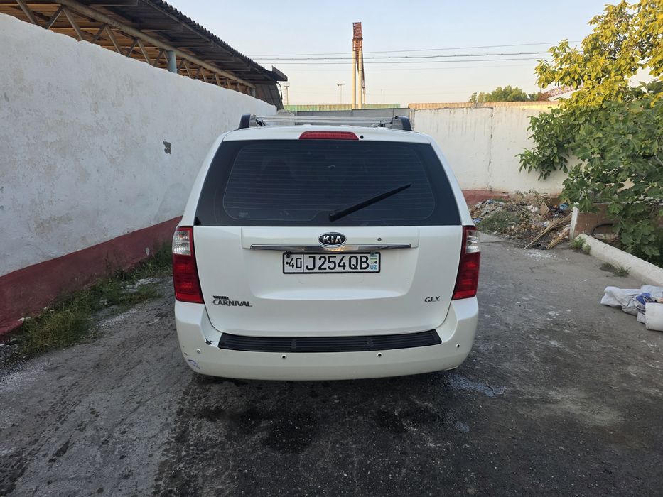 Кия карнивал йили 2007 йил узатиш кутиси автомат