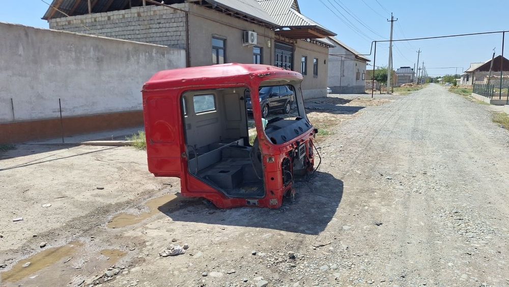 Shakman F3000 Kabina