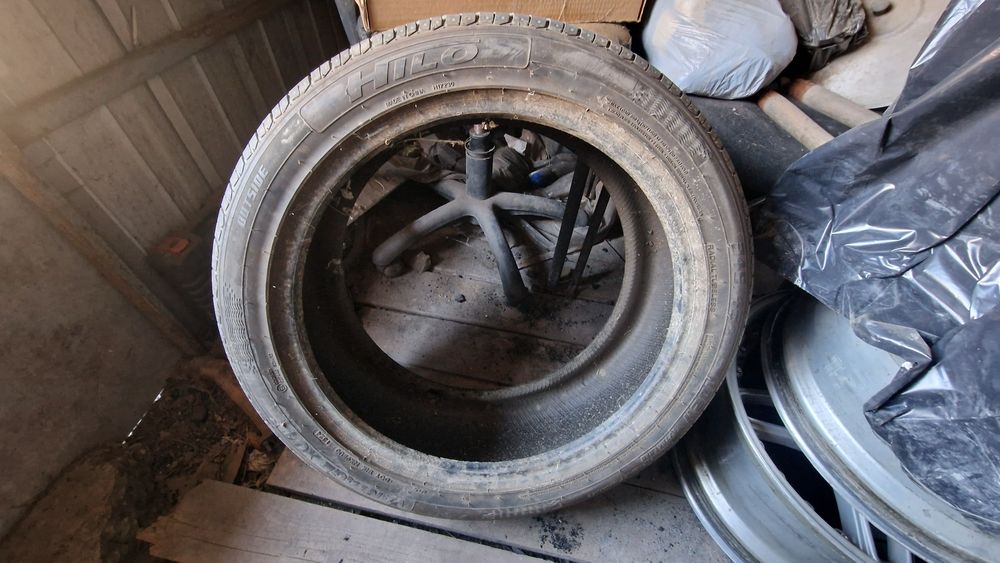 Продам шины р19 размер 245*45