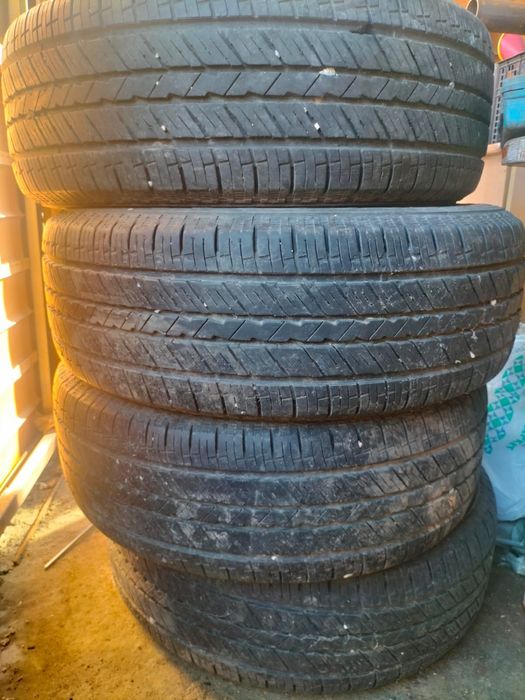 Продам летние шины 235/60/18