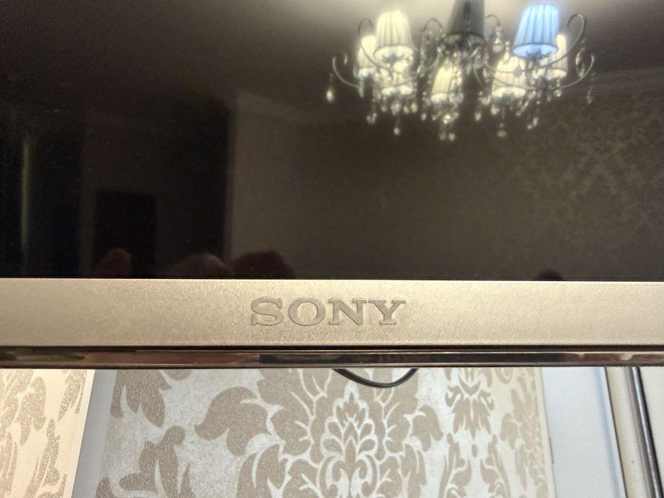 Продаю телевизор SONY