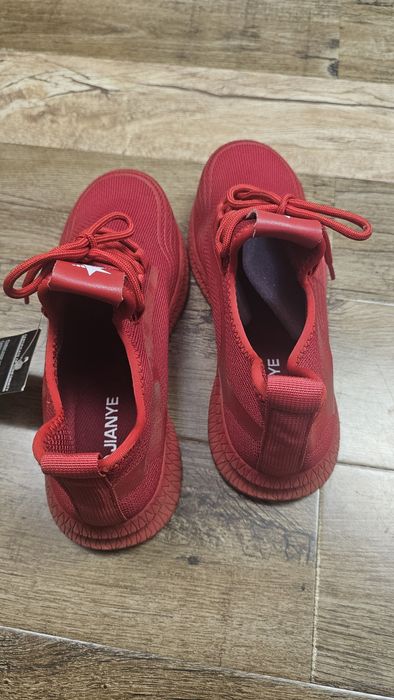 Încălțăminte protecție lucru cu bombeu 39