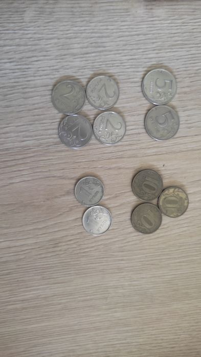 Сомы и рубли продаю 700
