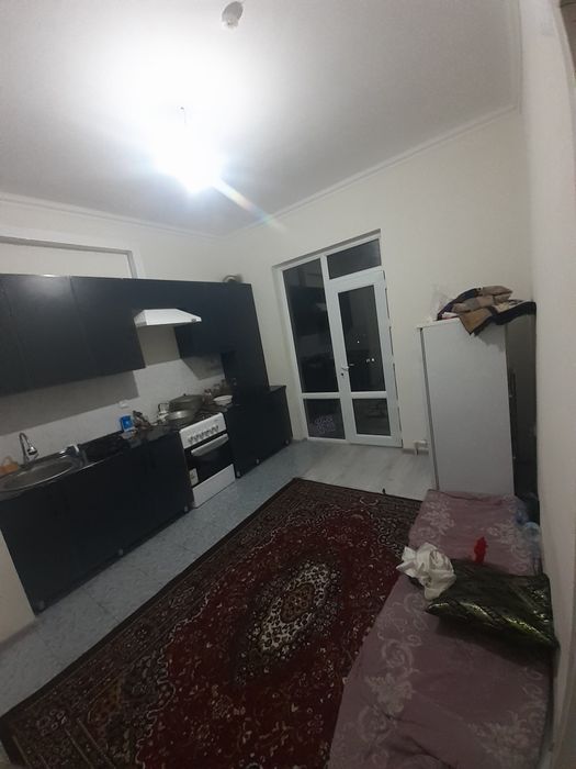 Уй ижарага берилади, нархи 3 мил. Хамма шароитларга эга,.