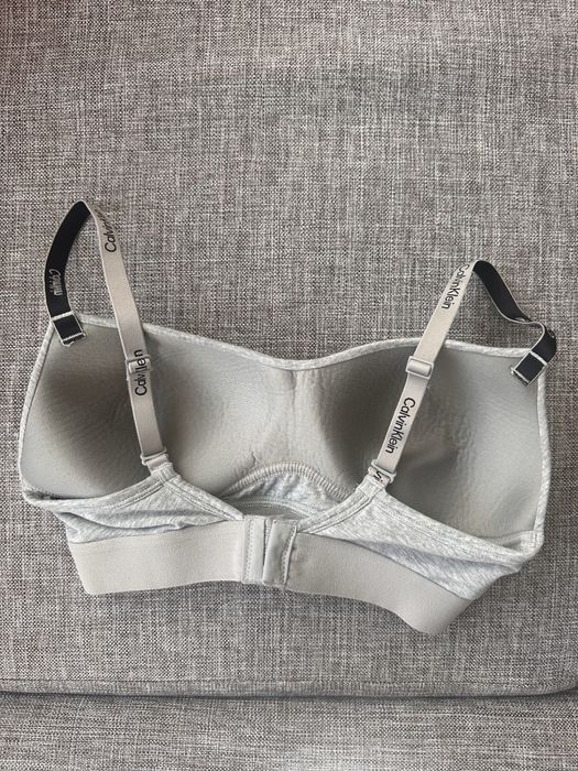 Сутиен Calvin Klein