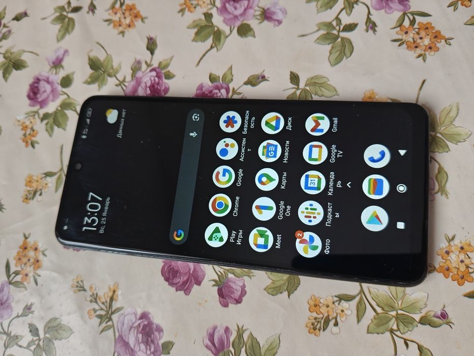 Продам poco f3,память 256