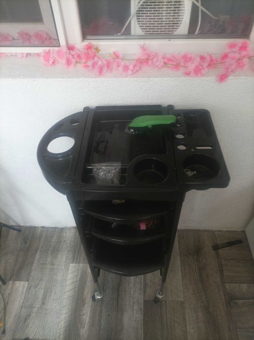 Oglinda coafor și scafă