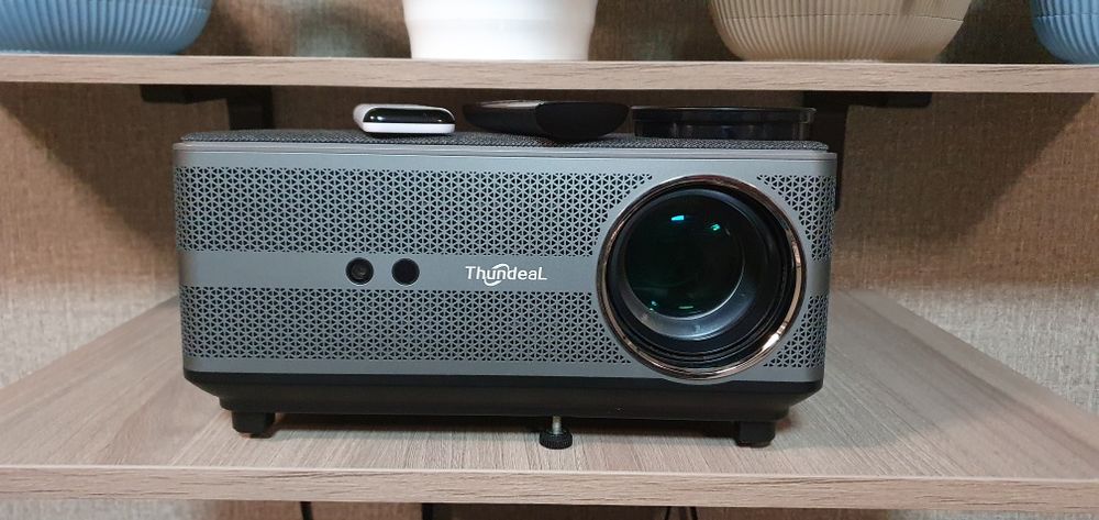 Проектор Thundeal td98w