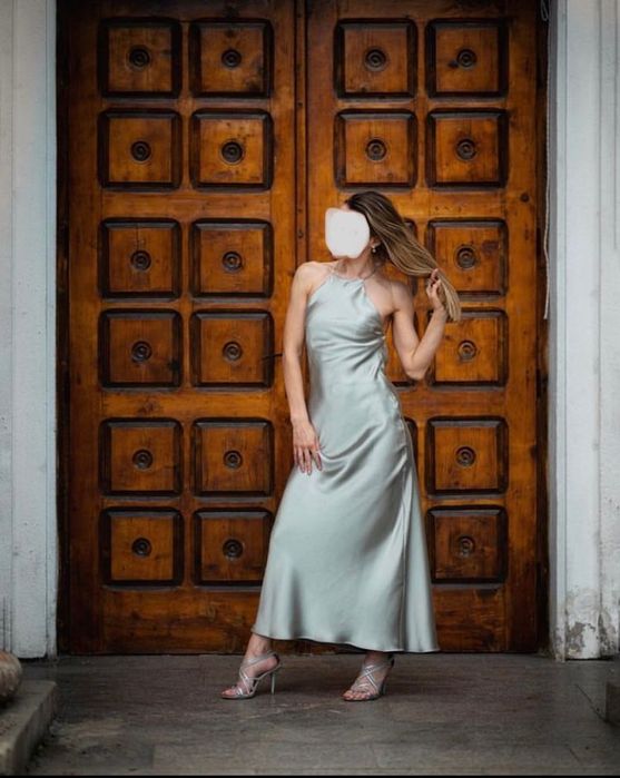 Официална, сатенена рокля на ZARA - размер S