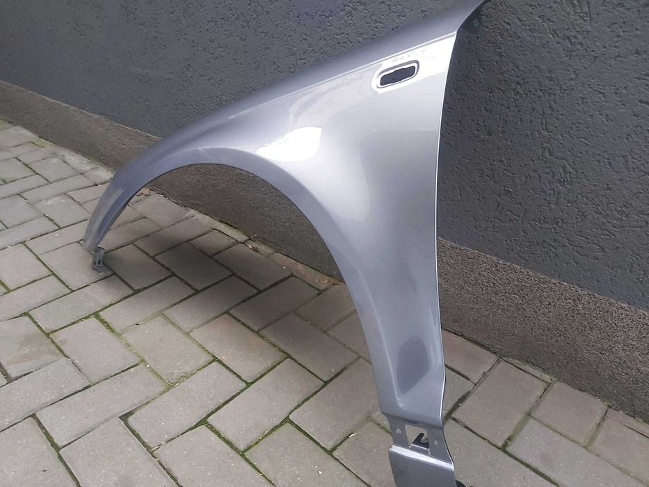 Aripa Fata Stanga Audi A3 8P An 2003-2008 Vopsita Gri