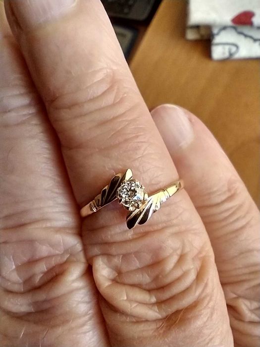 Дамски Пръстен, жълто Злато-14к  с Диамант