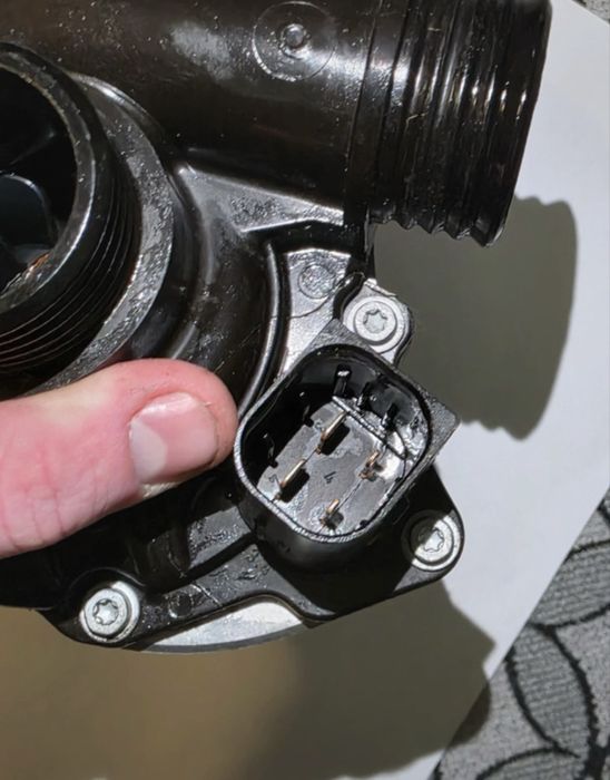 Pompa de apă VDO BMW (cod A2C59514607) – Folosită