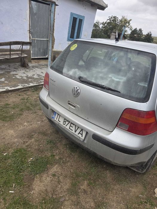Volkswagen Golf benzină, 1.455 € — imagine 5