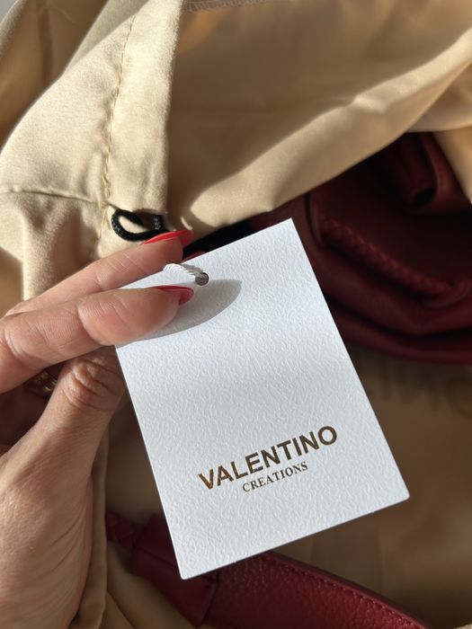 Чисто нова чанта (VALENTINO)