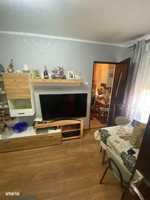 Apartament 2 camere , parter , M14 , Muresului , renovat , 39.000 euro