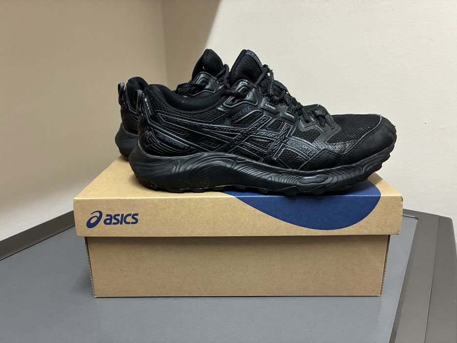 Спортни обувки Asics