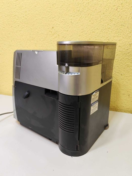 Продавам кафемашина  Saeco Royal