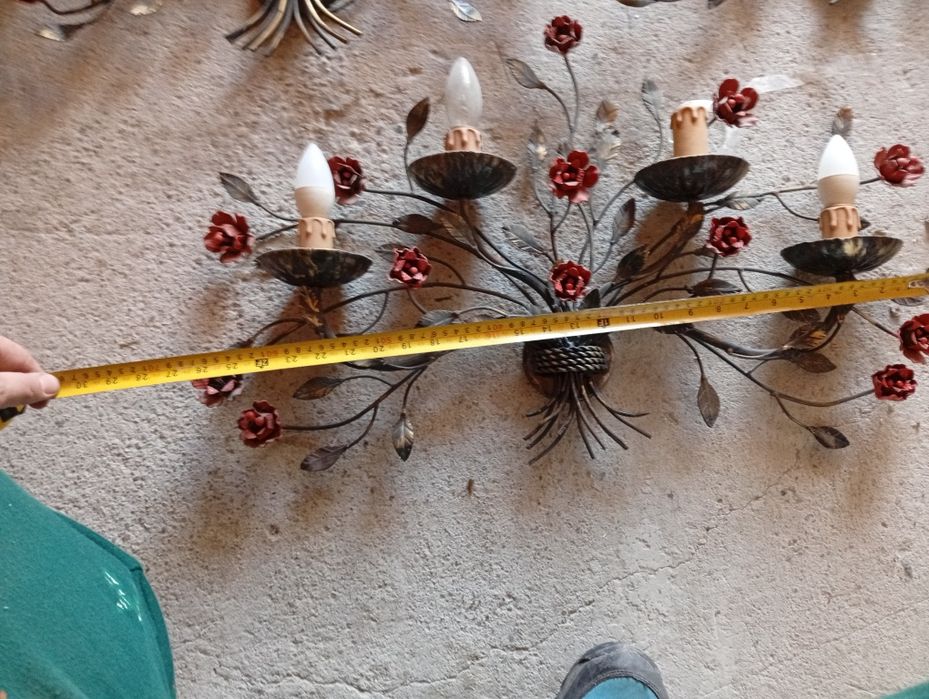 Aplica Set 3 buc fier forjat cu trandafiri  lucrat manual.