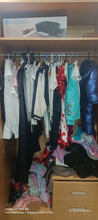 Продам шкаф распашной