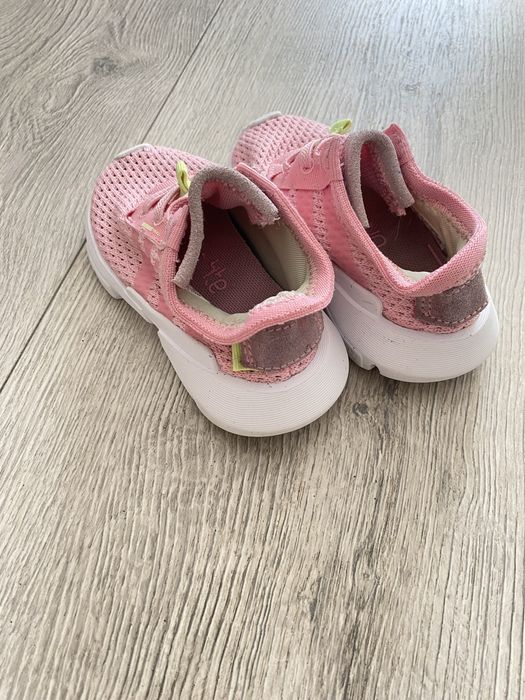 Adidasi adidas marime 21