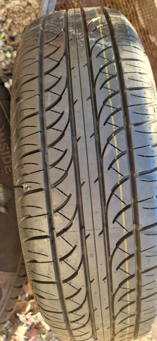 Гума за кола чисто нова