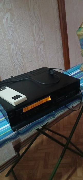 Видеомагнитофон SAMSUNG