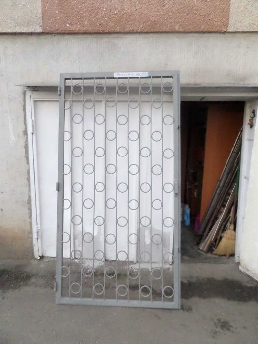 Usa de siguranta   110 cm x 213 cm