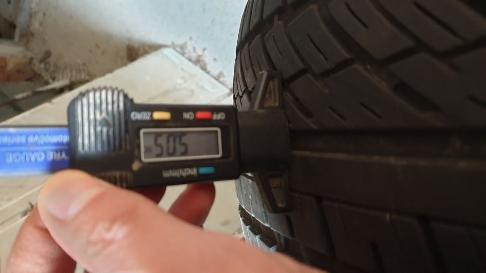 Гуми 195 50 15 .