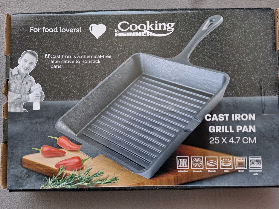 Tigaie   grill din fonta pura COOKING BY  HEINNER   dimensiuni   25 x 4.7 cm