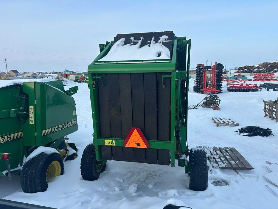 Пресс Джон Дир 550 John Deere б/у с Европы