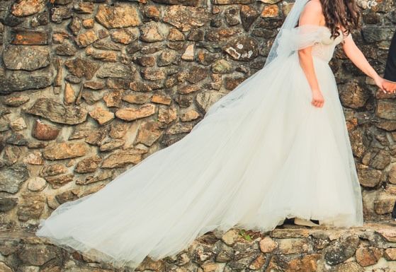 Vand rochie de mireasa