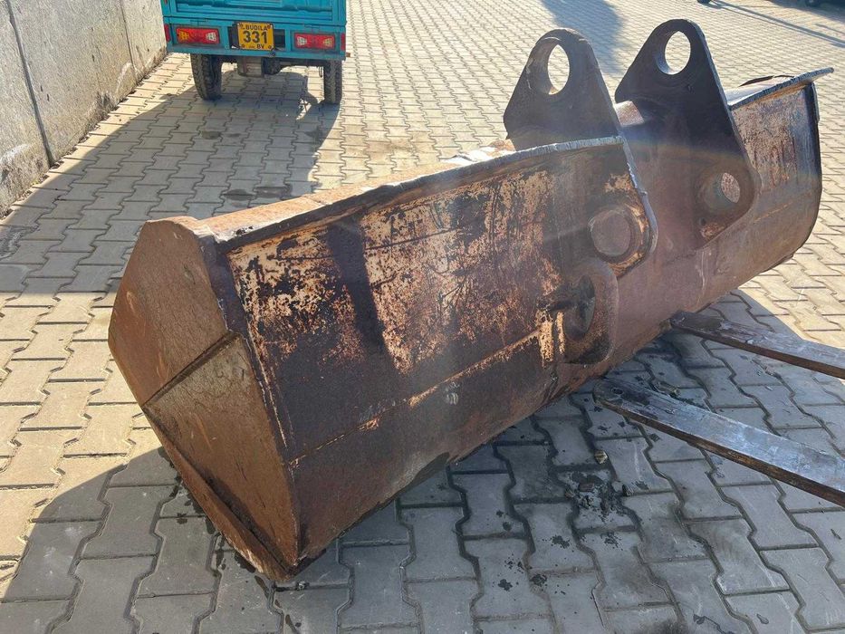 Cupa taluz excavator - Heavy duty , Solida