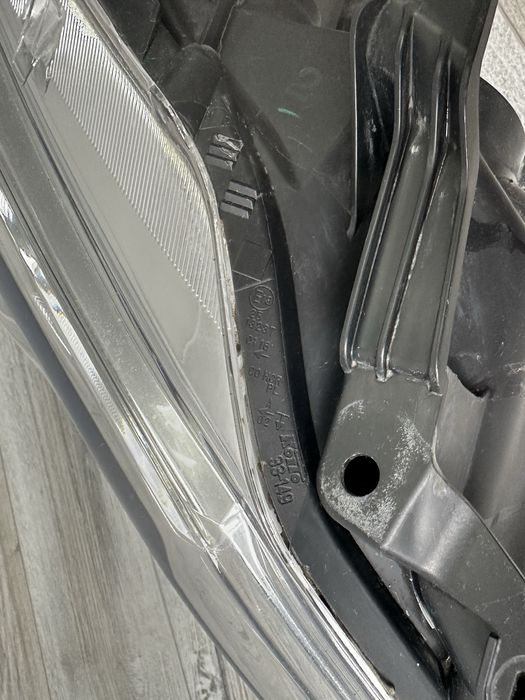 Фары передние Тойота Камри 50 европеец