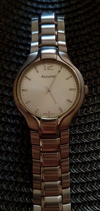 Accurist MB074 мъжки кварцов часовник с японско задвижване