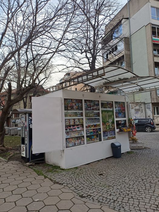 Метален павилион